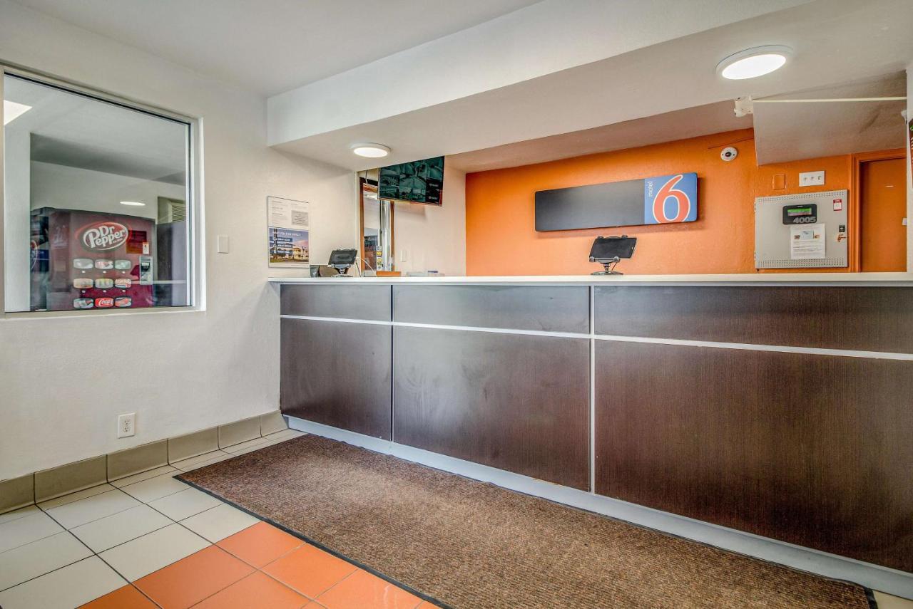 Motel 6-Conroe, Tx Exteriér fotografie