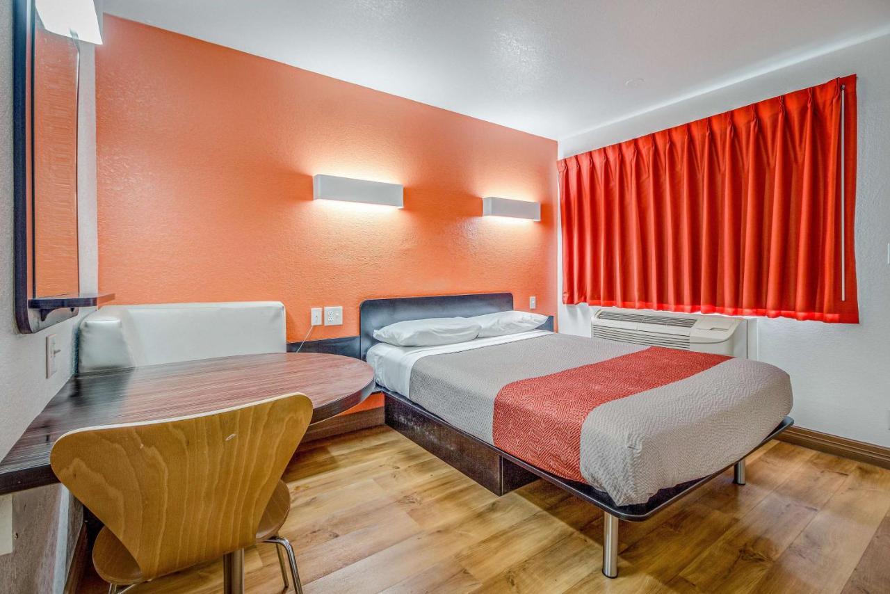 Motel 6-Conroe, Tx Exteriér fotografie