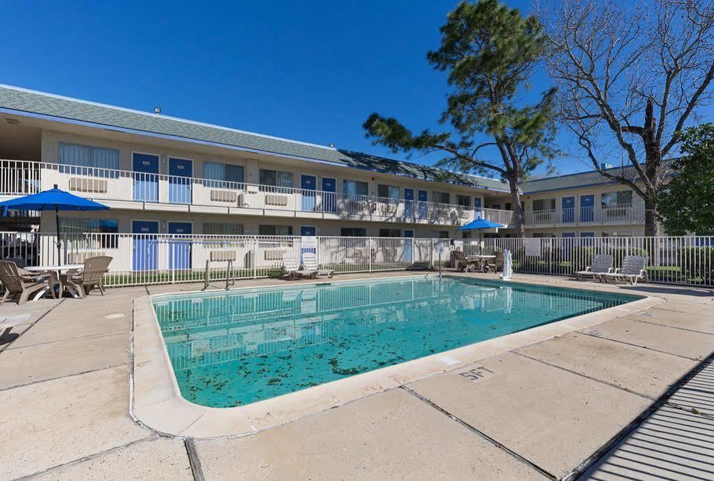 Motel 6-Conroe, Tx Exteriér fotografie